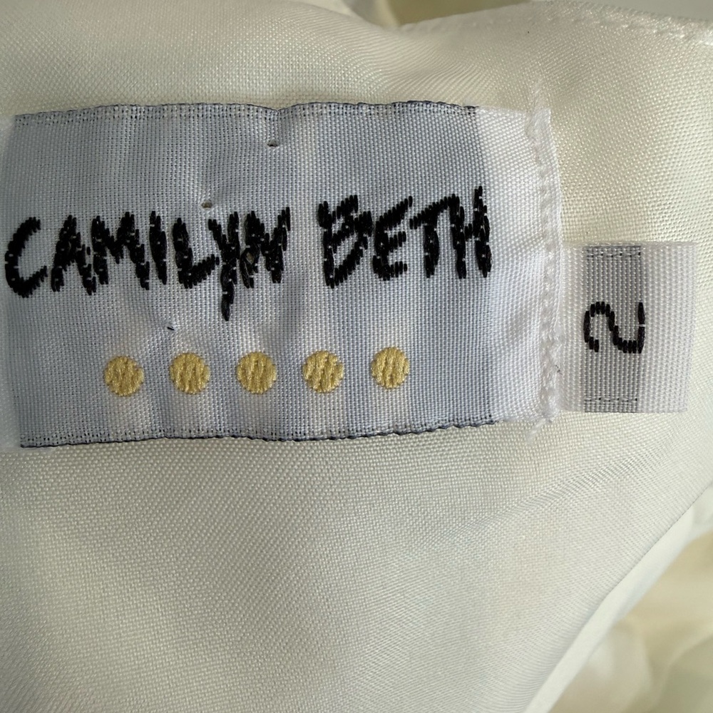 Camilyn Beth Ivory Dress with Ruffle Detail-Size 2 - Picture 9 of 12